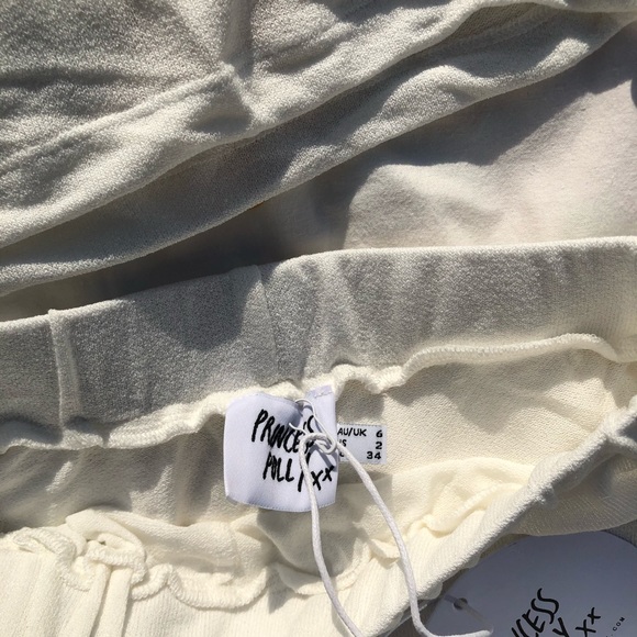 SOLD Princess Polly Nicol set - Picture 3 of 4